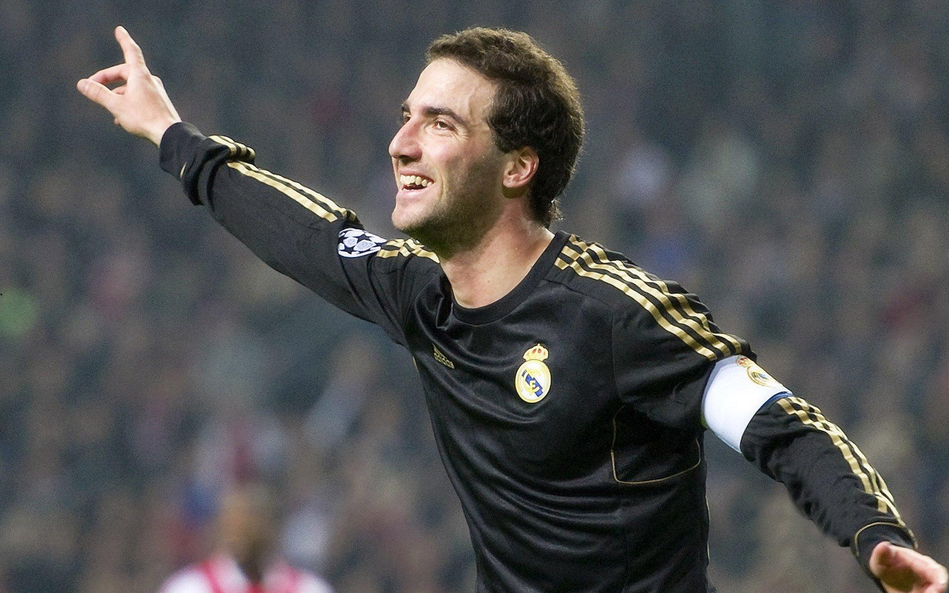 踢球者聚焦,德国足球联赛协会新一届主席团正式就位,瓦茨克连任引领德甲变革之路